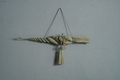 しめ縄飾り＿大根じめ